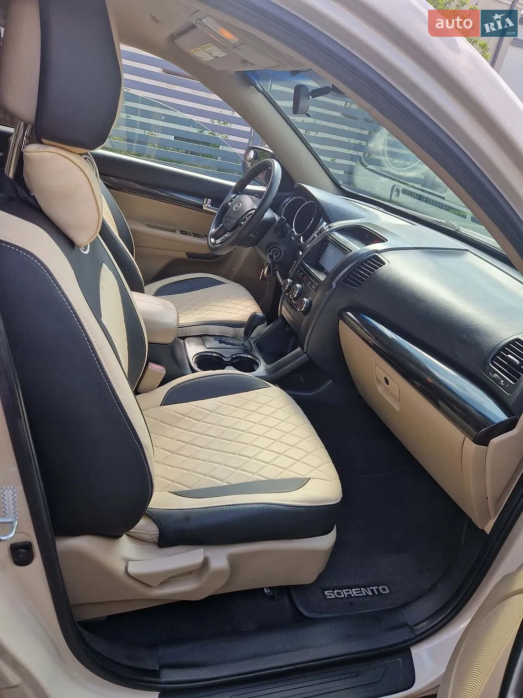 2010 Kia Sorento - мініатюра 16