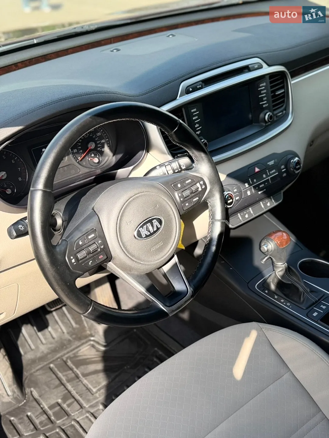 2017 Kia Sorento - мініатюра 10