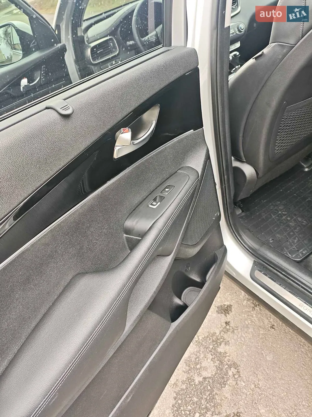 2015 Kia Sorento - мініатюра 41