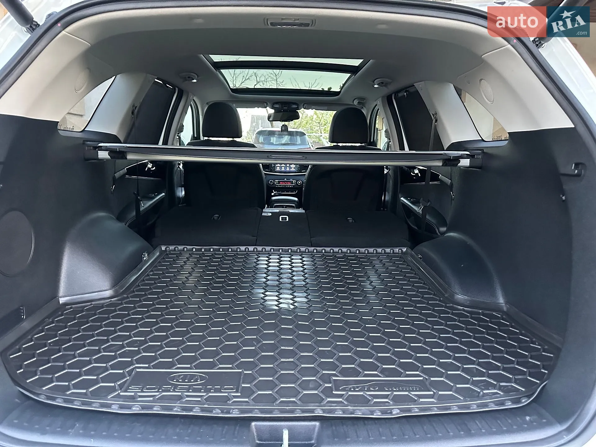 2019 Kia Sorento - мініатюра 199