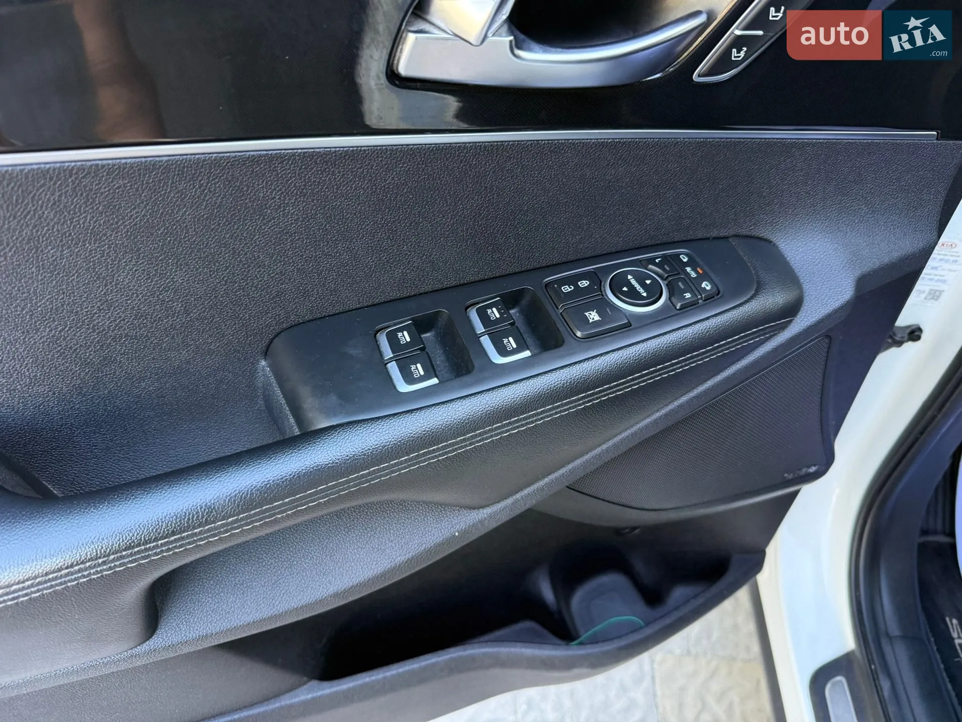 2015 Kia Sorento - мініатюра 32