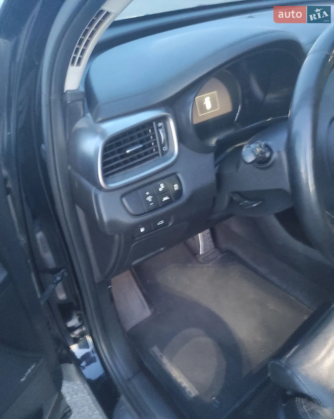 2015 Kia Sorento - мініатюра 11