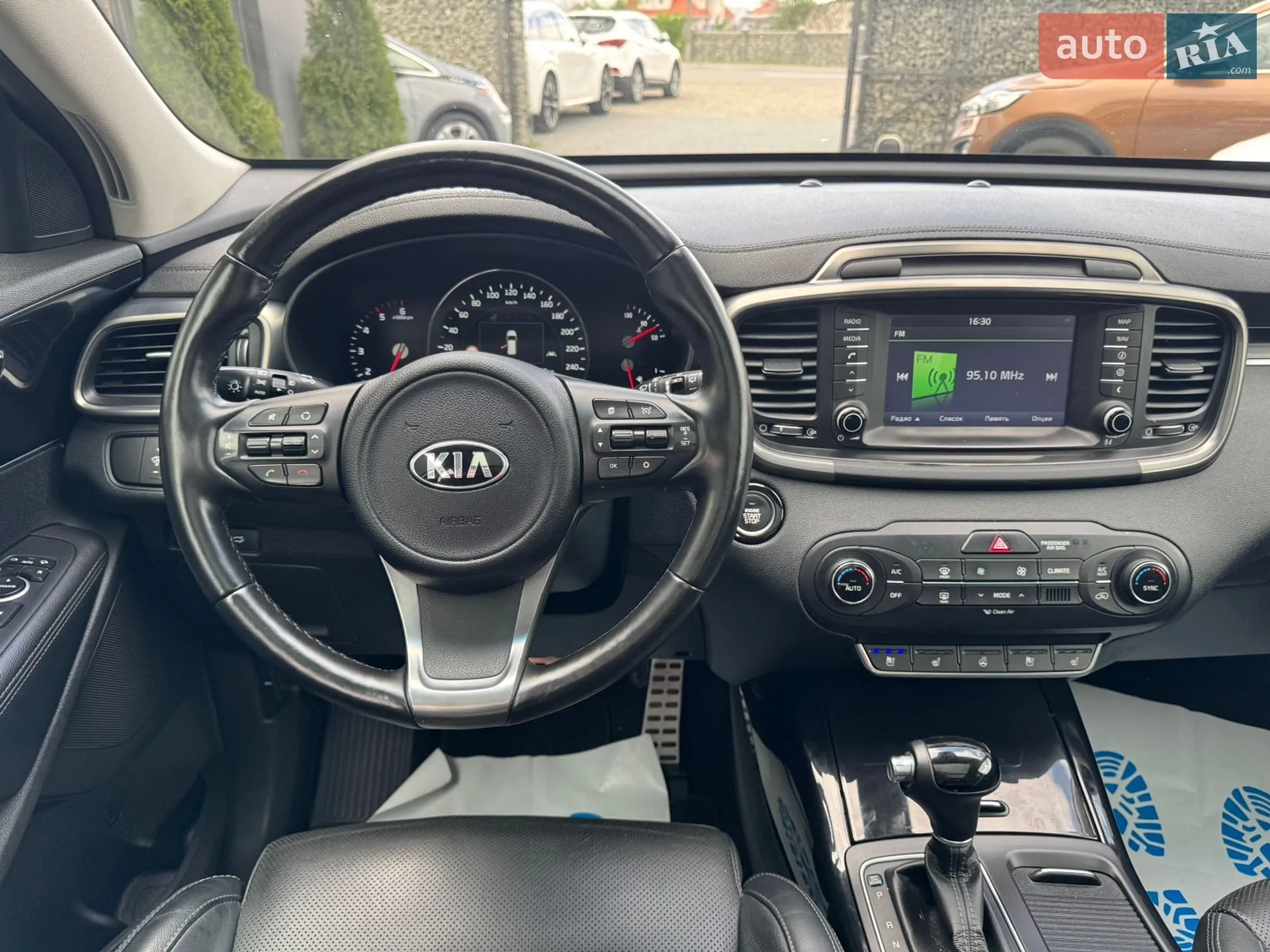 2016 Kia Sorento - мініатюра 27