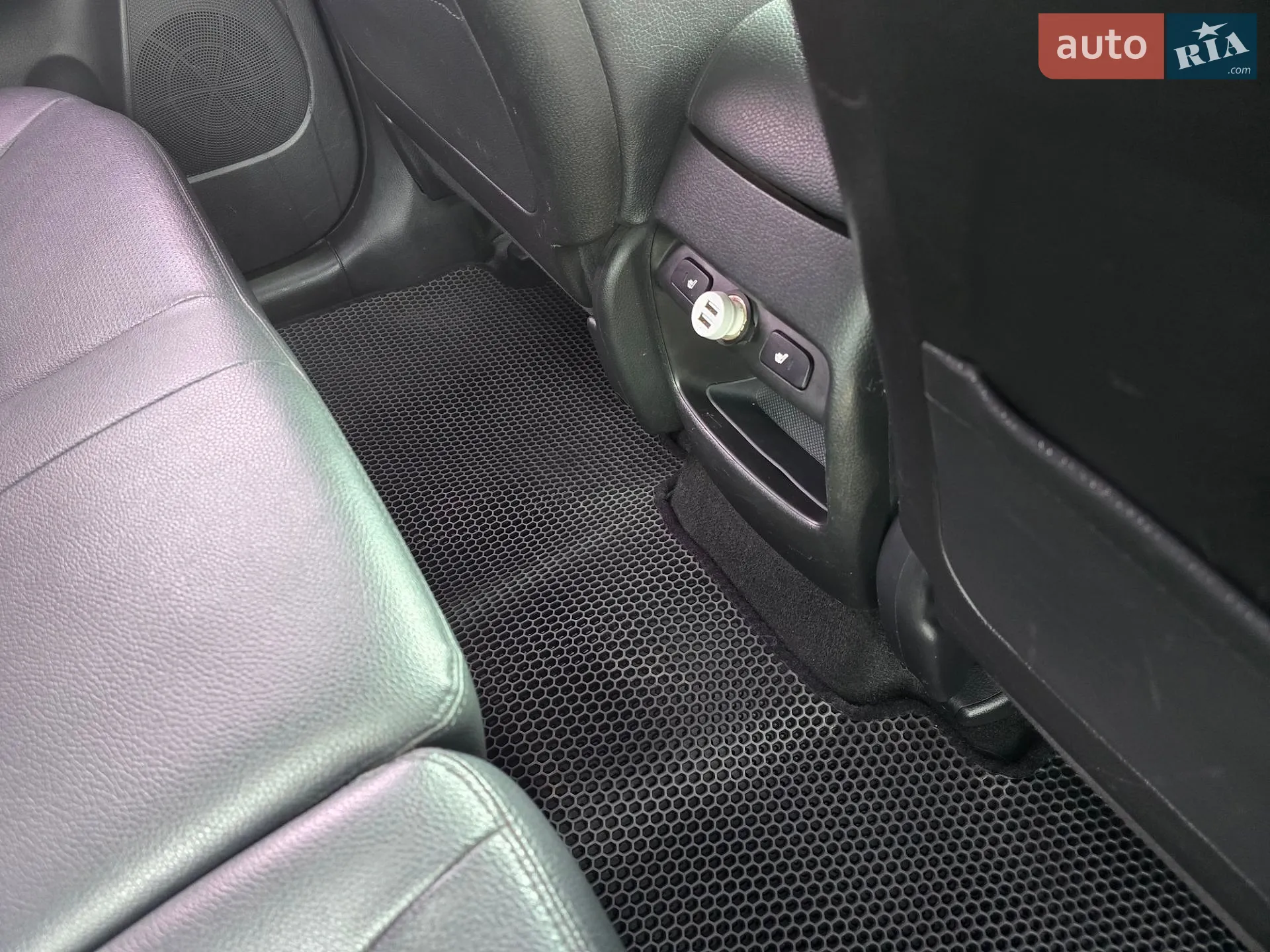 2012 Kia Sorento - мініатюра 26