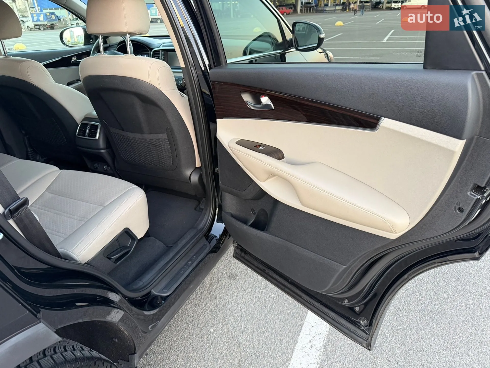 2019 Kia Sorento - мініатюра 28