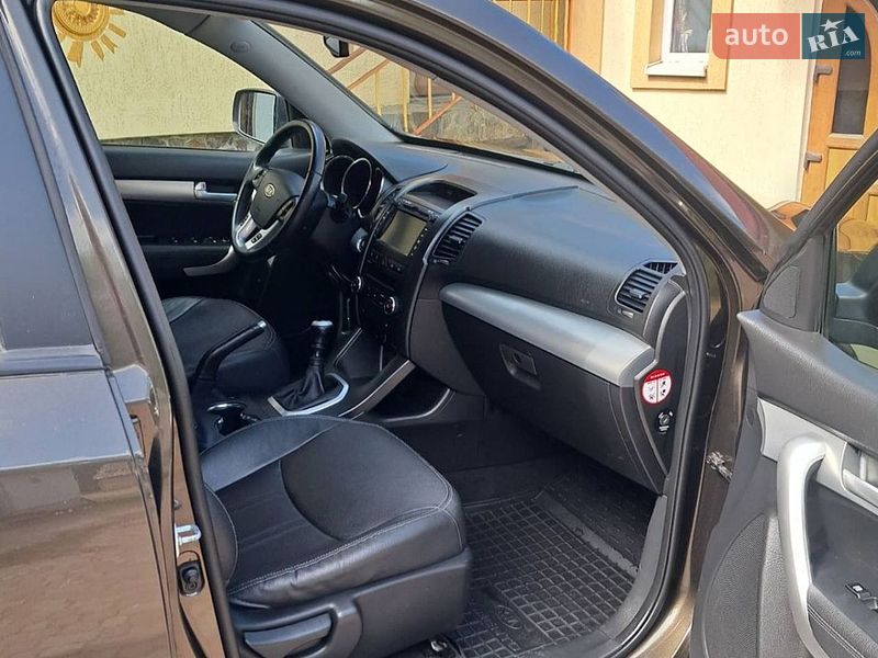 Внедорожник / Кроссовер Kia Sorento 2011 в Городке