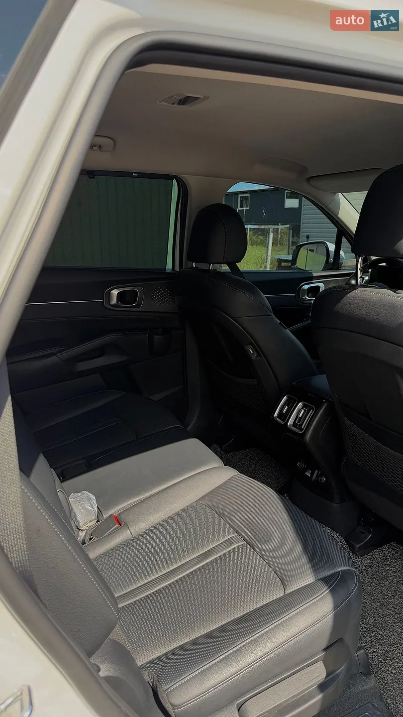 Kia Sorento 2020 VIN KNARH81BGMA054455 фото оголошення 26 з 43