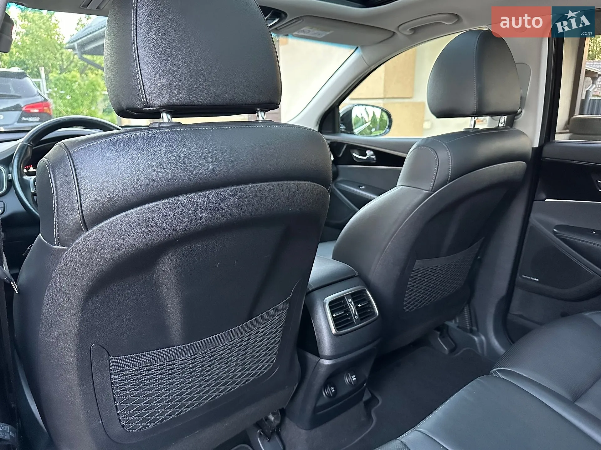 2017 Kia Sorento - мініатюра 181