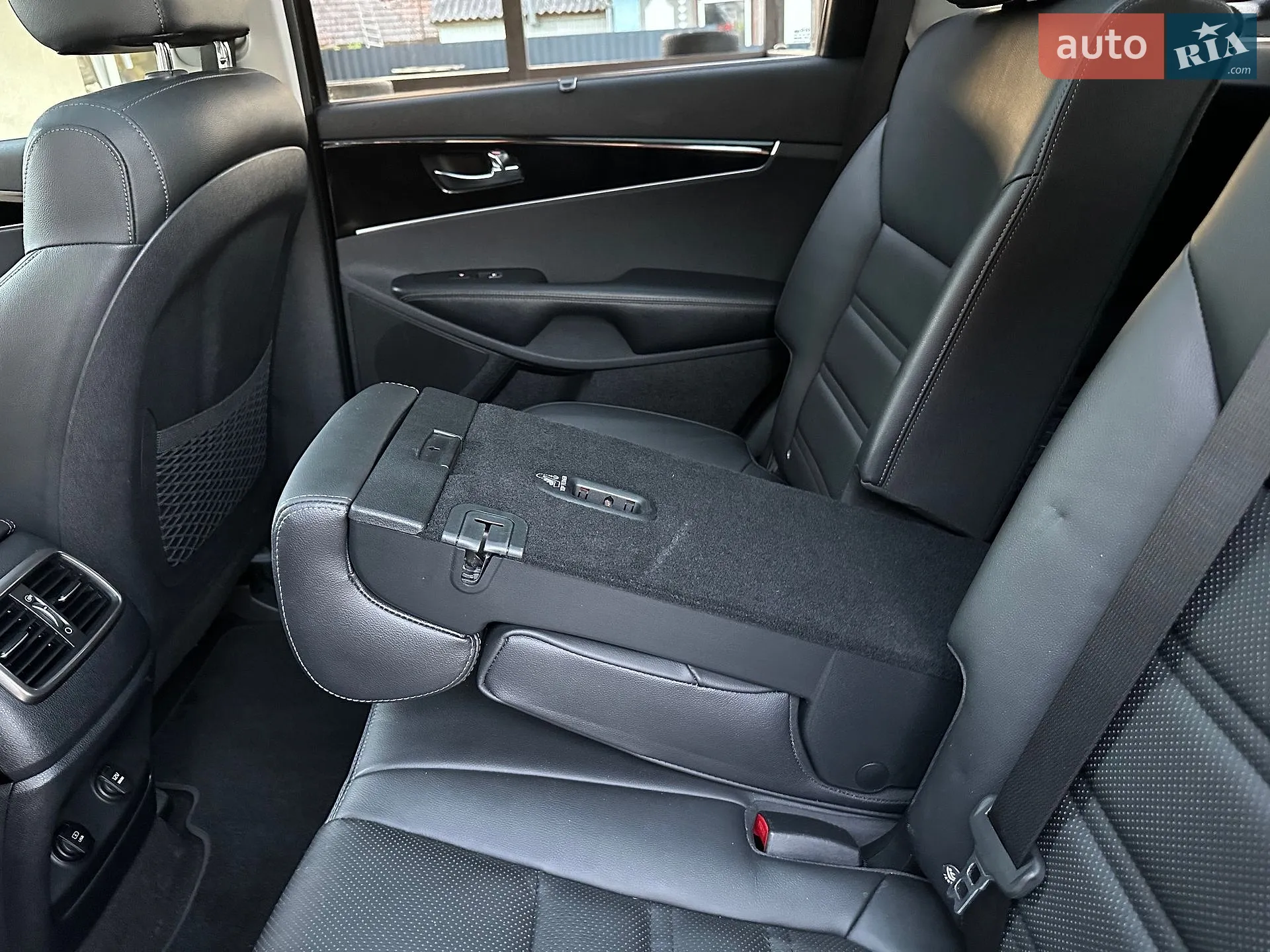 2017 Kia Sorento - мініатюра 190