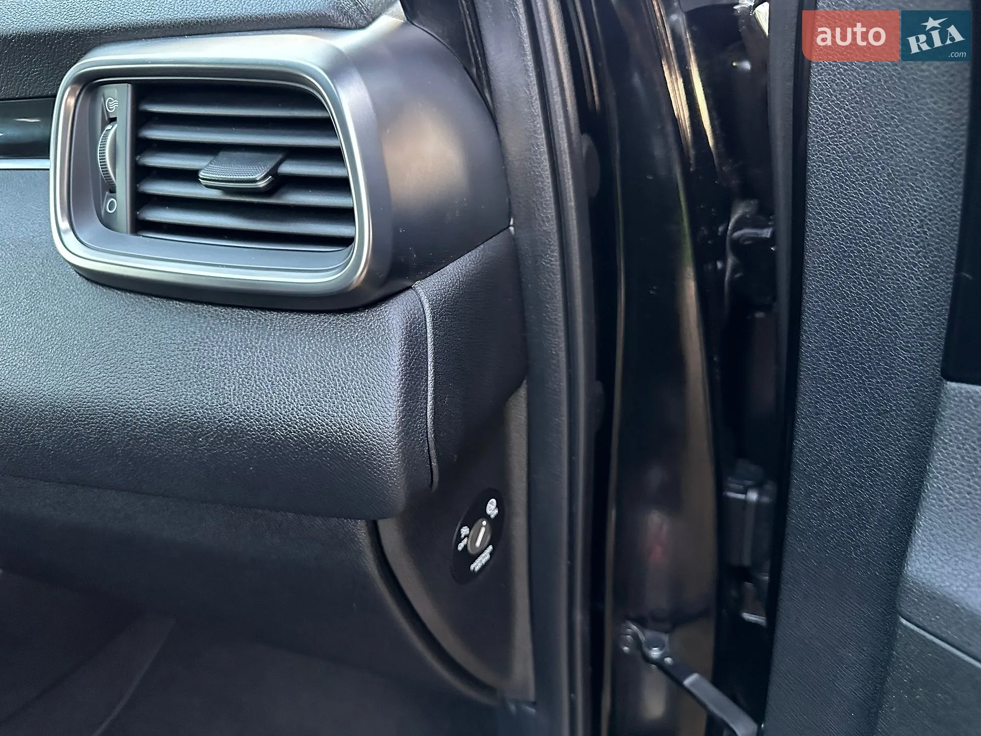 2017 Kia Sorento - мініатюра 221