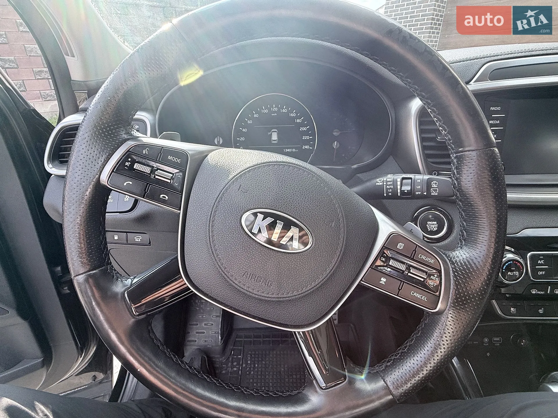 2017 Kia Sorento - мініатюра 8