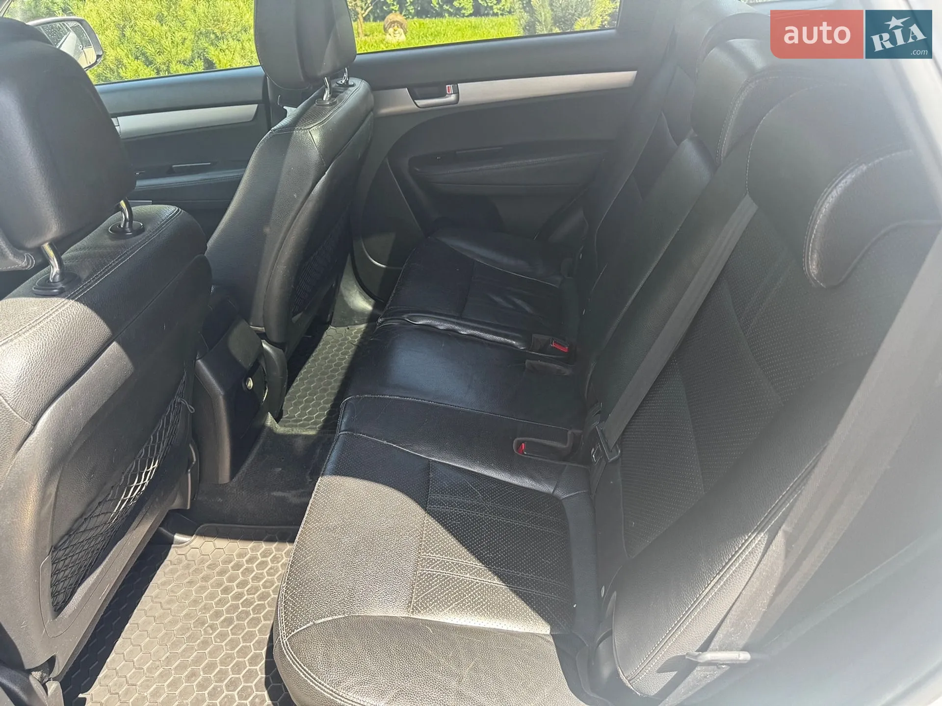 Kia Sorento 2012 VIN Y6DKU811DC5277924 фото оголошення 13 з 21