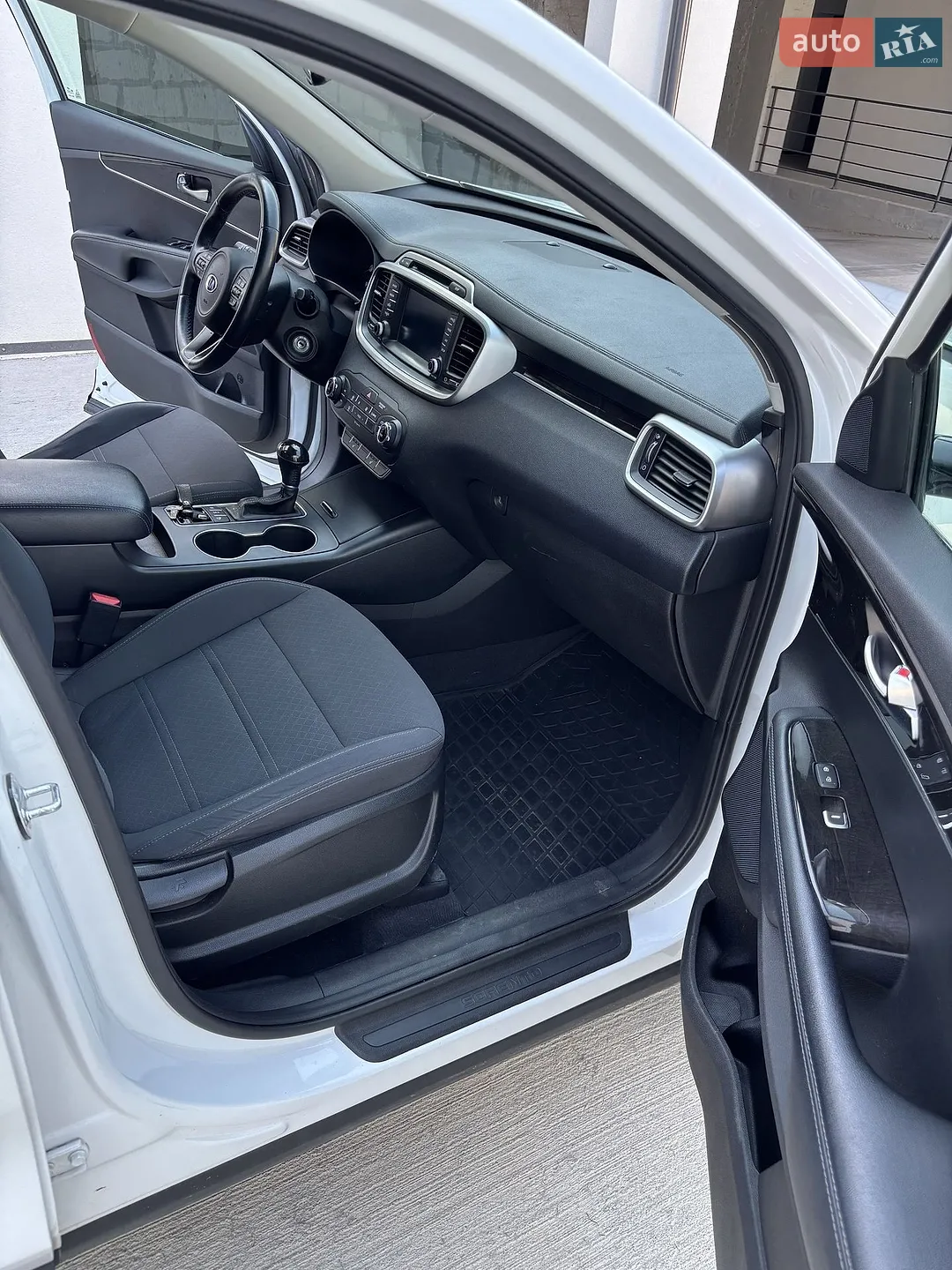 2017 Kia Sorento - мініатюра 15