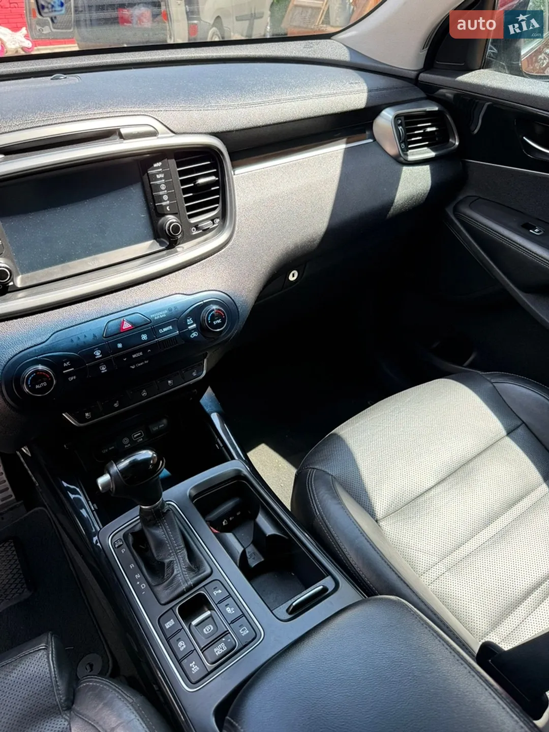 2016 Kia Sorento - мініатюра 28