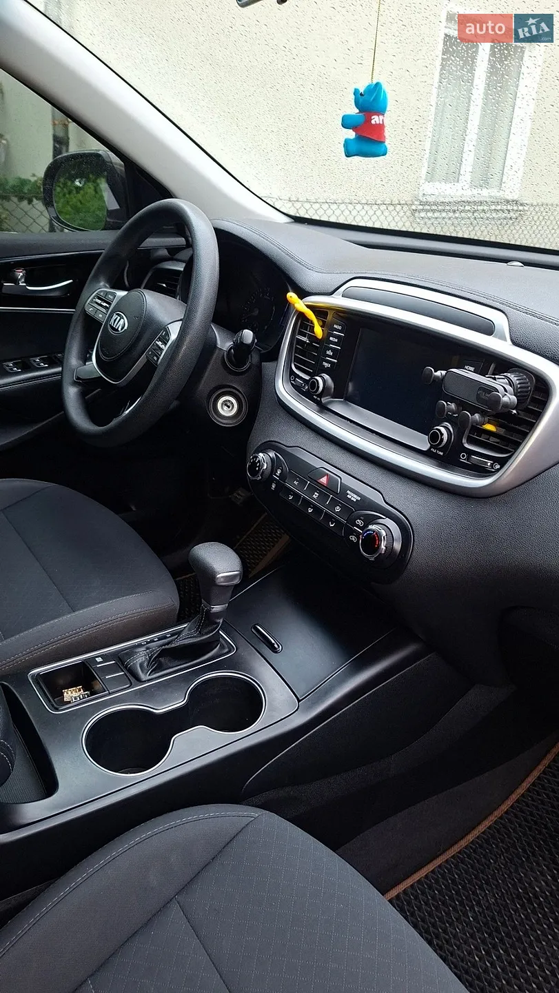 2019 Kia Sorento - мініатюра 17