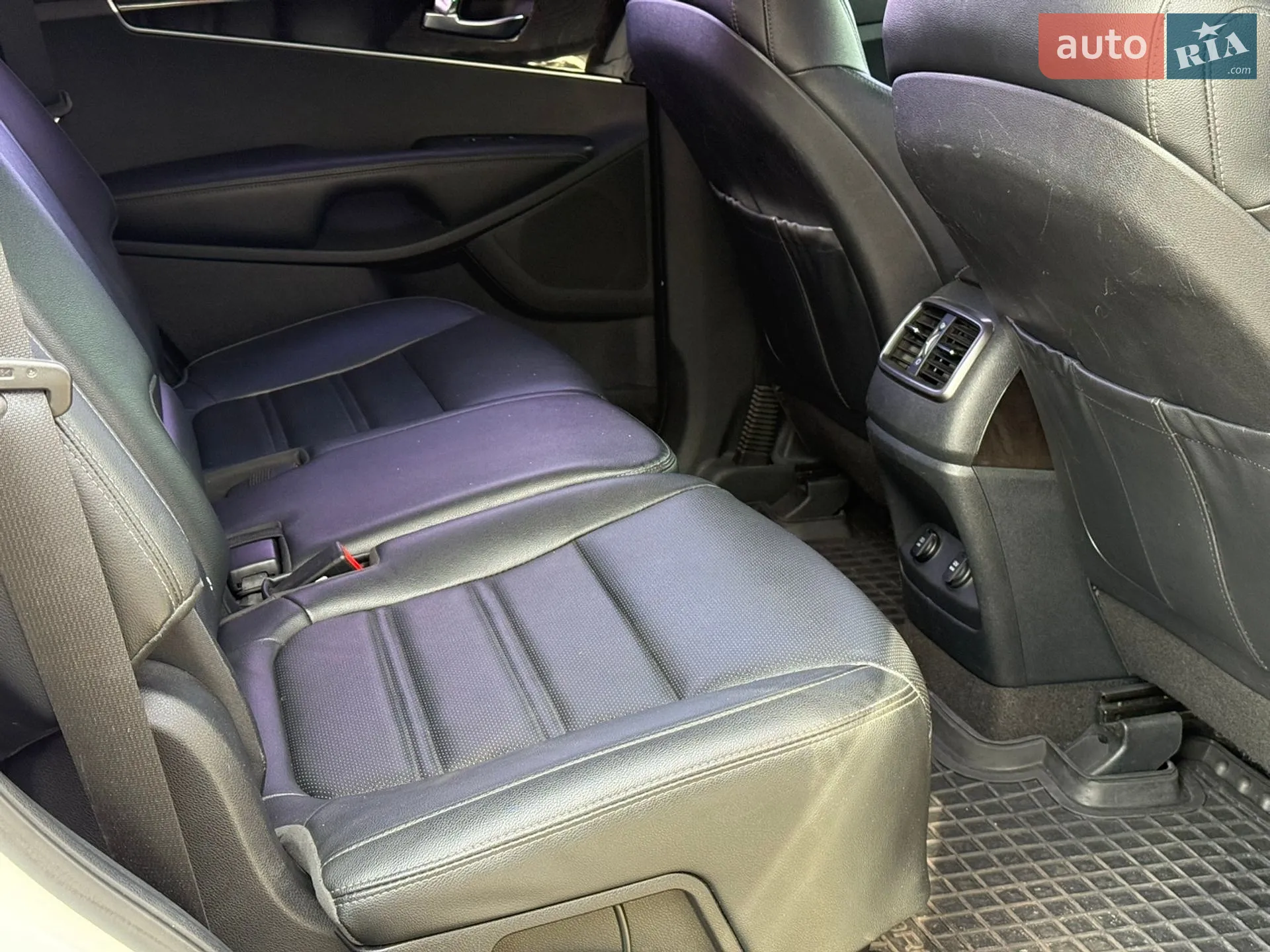 2016 Kia Sorento - мініатюра 23