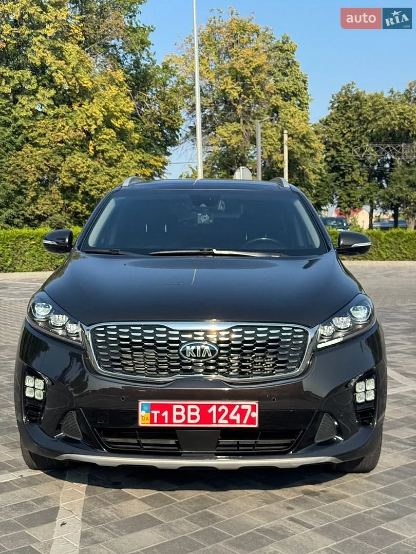 2017 Kia Sorento - фото 1