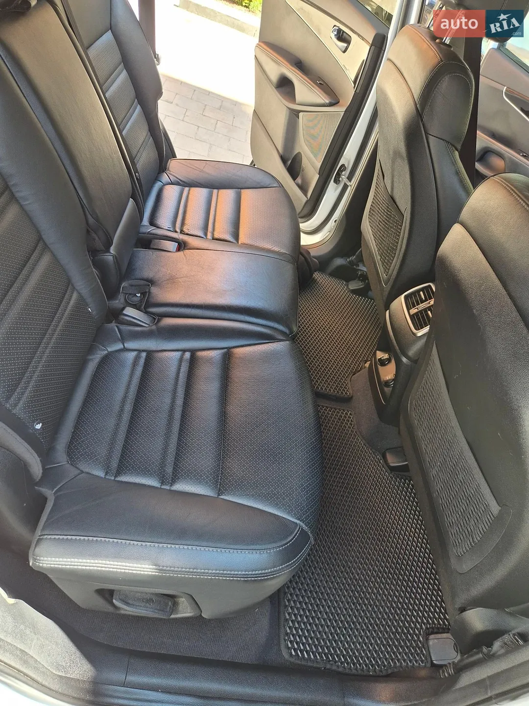 2017 Kia Sorento - мініатюра 18