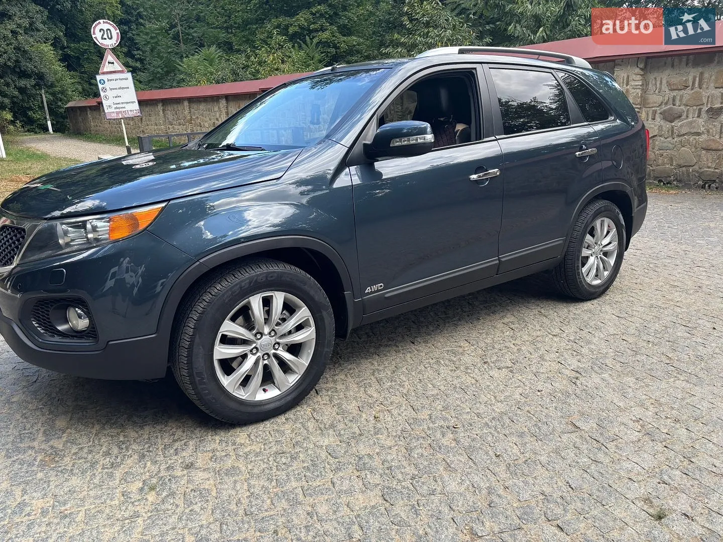 2010 Kia Sorento - мініатюра 4