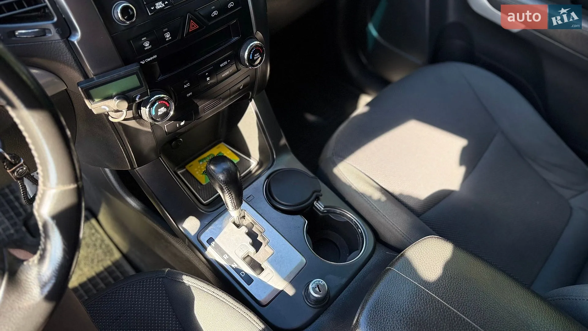 2010 Kia Sorento - мініатюра 14