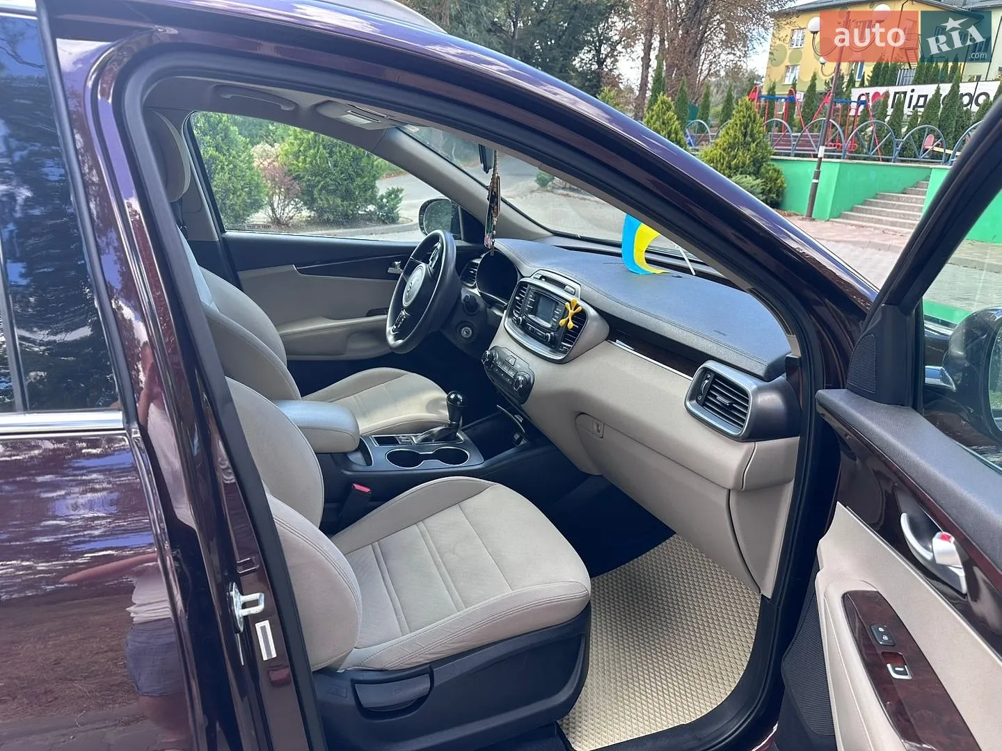 2015 Kia Sorento - мініатюра 10