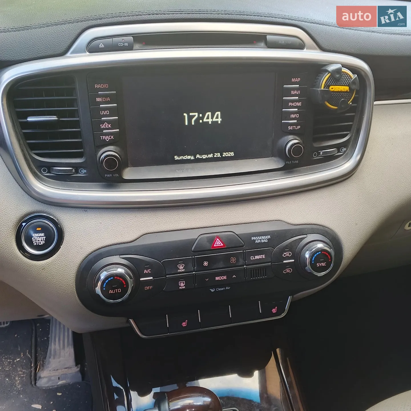 2015 Kia Sorento - мініатюра 9