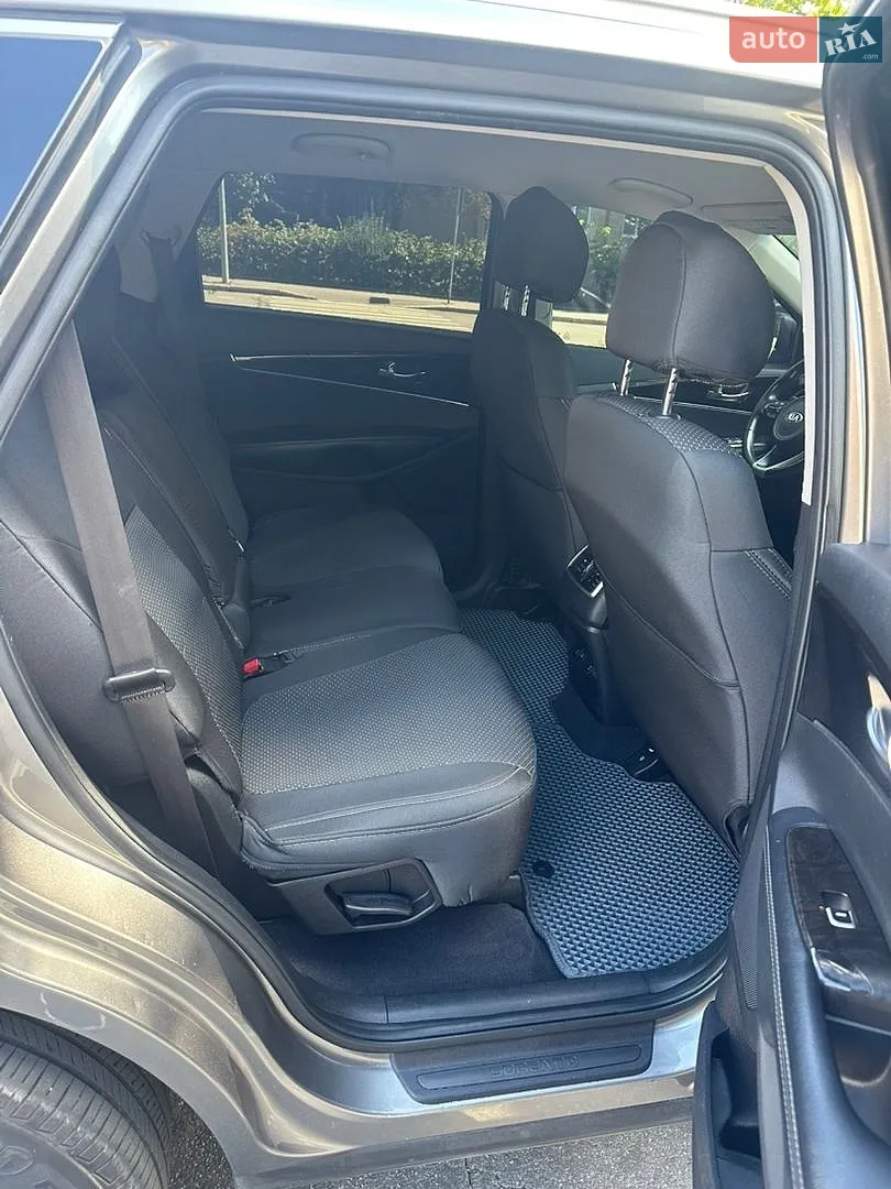 2016 Kia Sorento - мініатюра 39