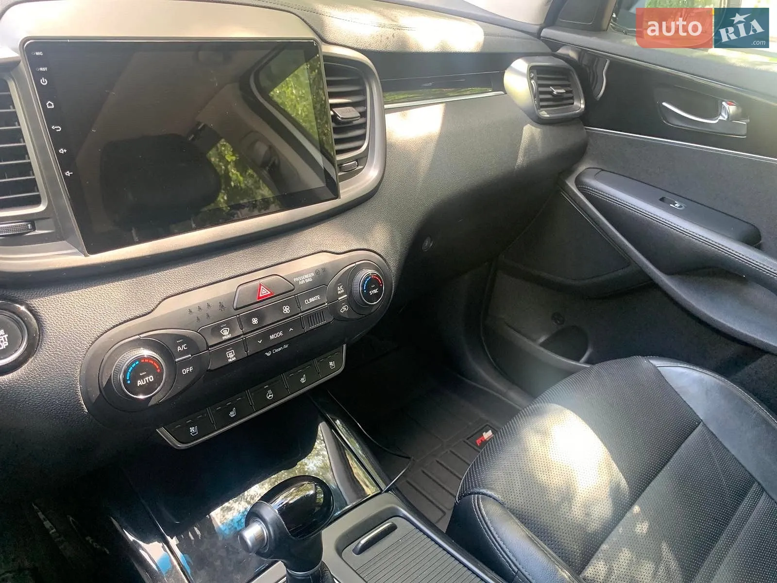 2017 Kia Sorento - мініатюра 12