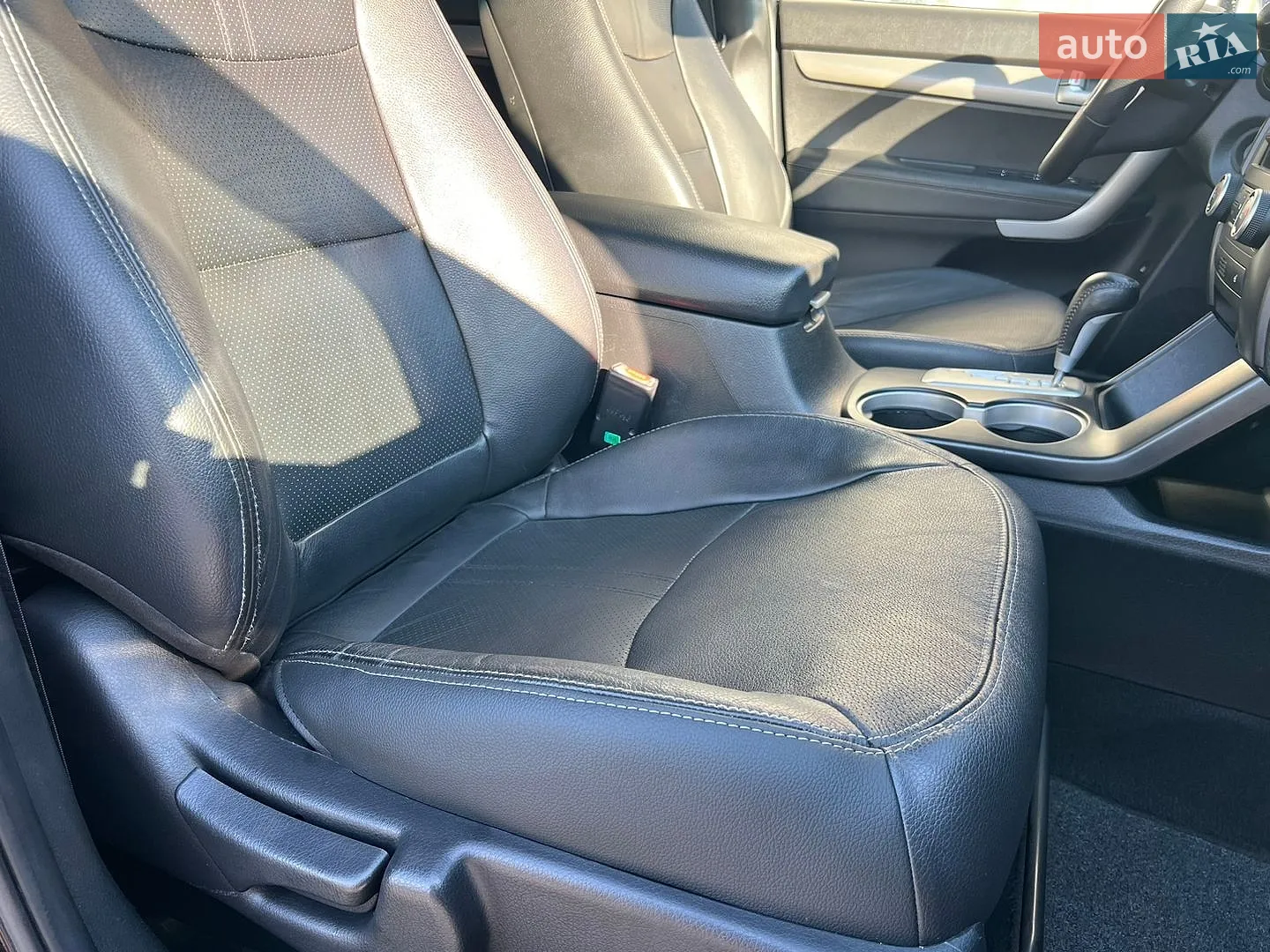 2011 Kia Sorento - мініатюра 28