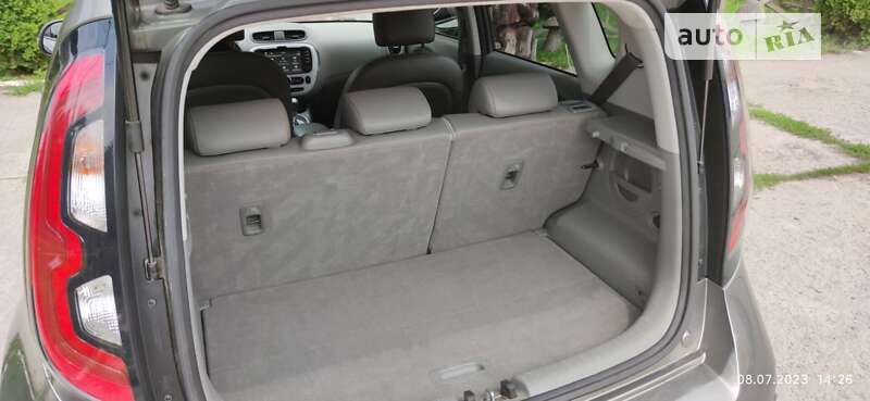 Позашляховик / Кросовер Kia Soul EV 2015 в Сумах фото 24 Позашляховик / Кросовер Kia Soul EV 2015 в Сумах
