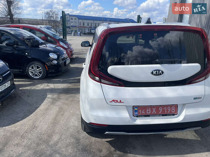 Позашляховик / Кросовер Kia Soul EV 2019 в Тернополі фото 7 Позашляховик / Кросовер Kia Soul EV 2019 в Тернополі