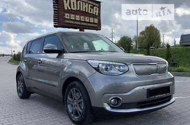 Внедорожник / Кроссовер Kia Soul EV 2015 в Житомире