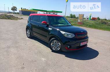 Позашляховик / Кросовер Kia Soul EV 2017 в Миколаєві