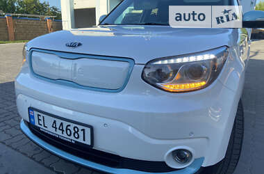 Внедорожник / Кроссовер Kia Soul EV 2016 в Владимир-Волынском