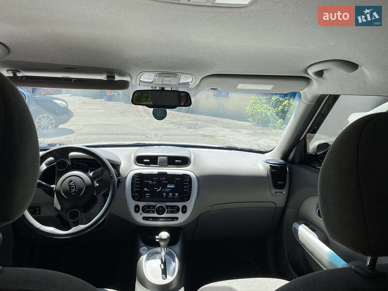 Позашляховик / Кросовер Kia Soul EV 2017 в Одесі фото 8 Позашляховик / Кросовер Kia Soul EV 2017 в Одесі