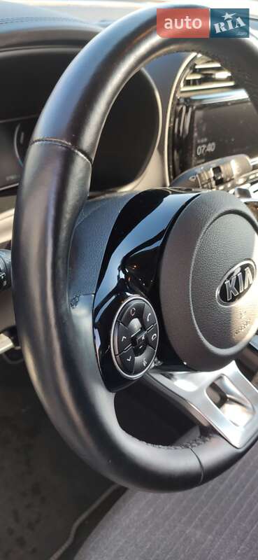 Позашляховик / Кросовер Kia Soul EV 2020 в Полтаві