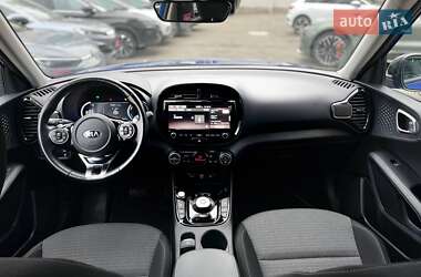 Внедорожник / Кроссовер Kia Soul EV 2020 в 