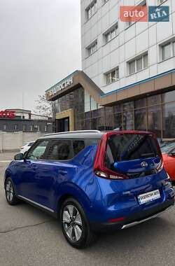 Внедорожник / Кроссовер Kia Soul EV 2020 в 