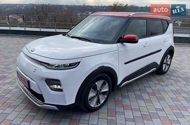 Внедорожник / Кроссовер Kia Soul EV 2020 в Хмельницком