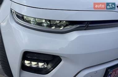 Внедорожник / Кроссовер Kia Soul EV 2020 в Хмельницком