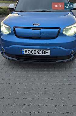 Внедорожник / Кроссовер Kia Soul EV 2014 в Ужгороде