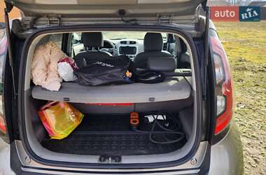 Позашляховик / Кросовер Kia Soul EV 2015 в 