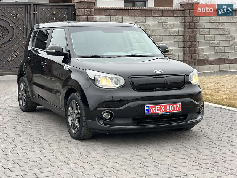 Внедорожник / Кроссовер Kia Soul EV 2016 в Ровно