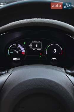 Внедорожник / Кроссовер Kia Soul EV 2015 в 
