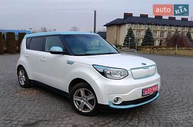 Внедорожник / Кроссовер Kia Soul EV 2016 в Львове