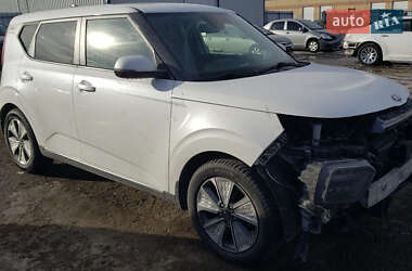 Позашляховик / Кросовер Kia Soul EV 2020 в 