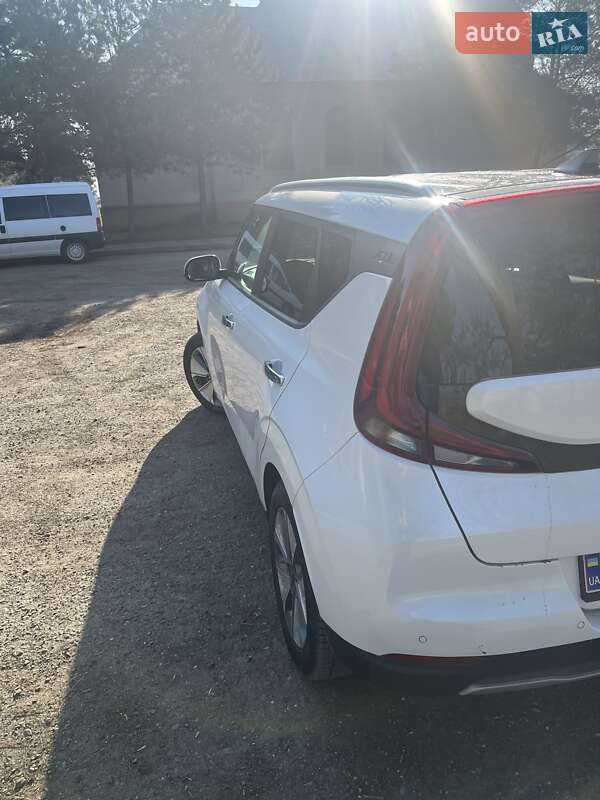 Позашляховик / Кросовер Kia Soul EV 2020 в Львові фото 7 Позашляховик / Кросовер Kia Soul EV 2020 в Львові