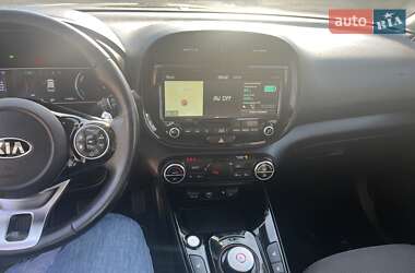 Позашляховик / Кросовер Kia Soul EV 2020 в 