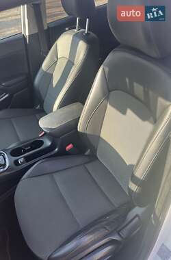 Позашляховик / Кросовер Kia Soul EV 2020 в 