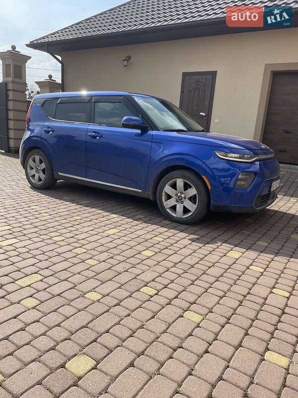 Внедорожник / Кроссовер Kia Soul EV 2020 в Шептицькому